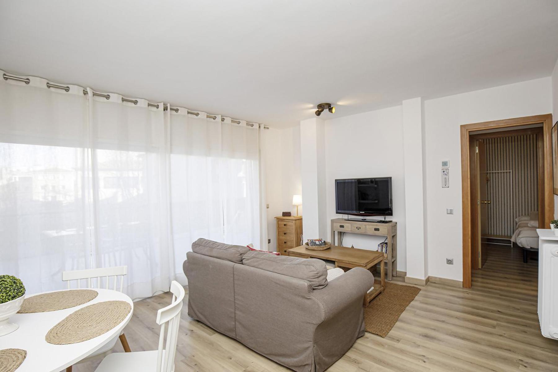 Apartamento Con Gran Terraza En ชีโรนา ภายนอก รูปภาพ